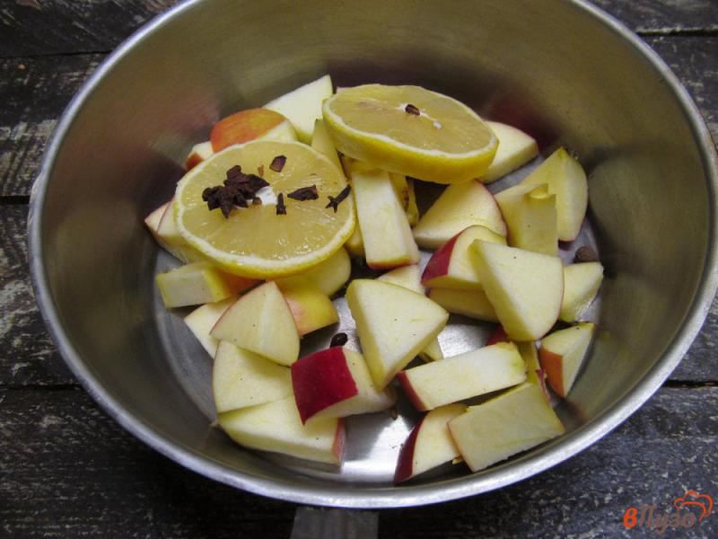 Фото приготовление рецепта: Яблочный кисель шаг №3