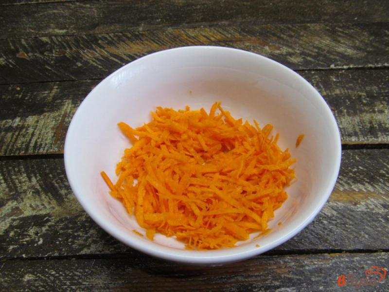 Фото приготовление рецепта: Салат из моркови с творогом шаг №1