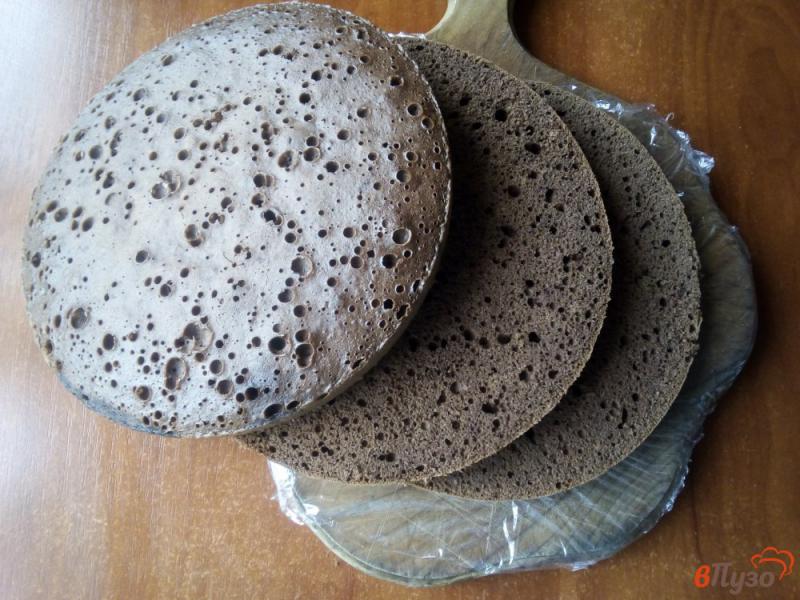 Фото приготовление рецепта: Шоколадный торт с заварным кремом шаг №7