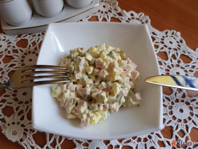 Фото приготовление рецепта: Салат «Оливье» без картофеля шаг №8