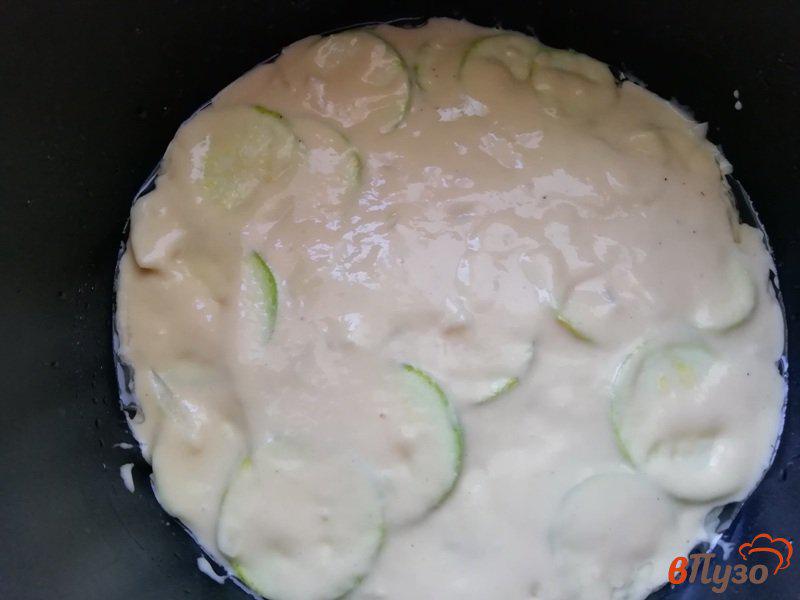 Фото приготовление рецепта: Пирог закусочный с кабачками в мультиварке шаг №3