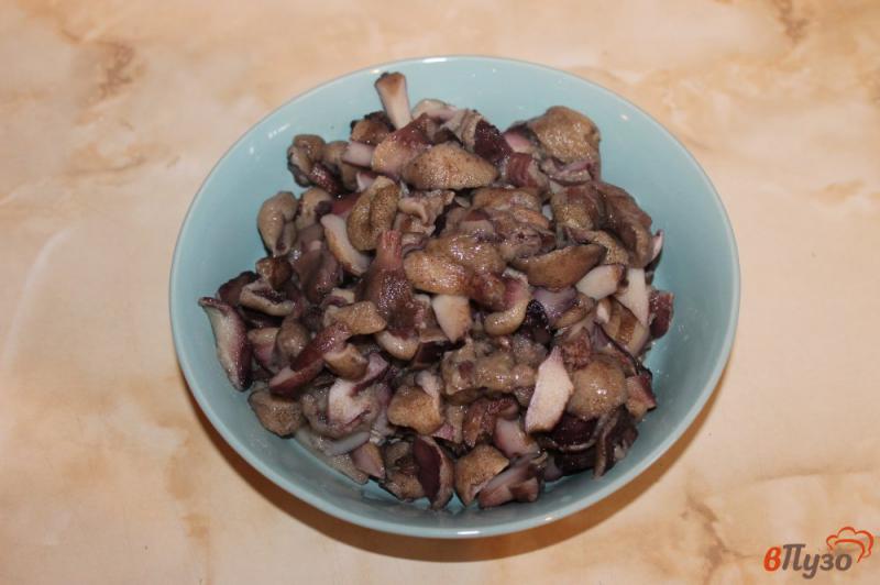 Фото приготовление рецепта: Гарнир из брокколи грибов и шпината шаг №2