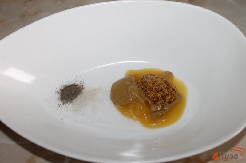 Фото приготовление рецепта: Молодая утка запеченная в горчично - медовом маринаде шаг №2
