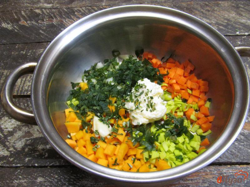 Фото приготовление рецепта: Овощной суп с горошком и ветчиной шаг №2