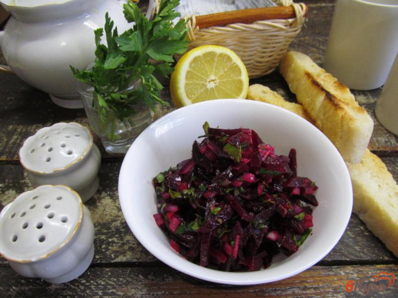 Фото приготовление рецепта: Пряный свекольный салат шаг №8