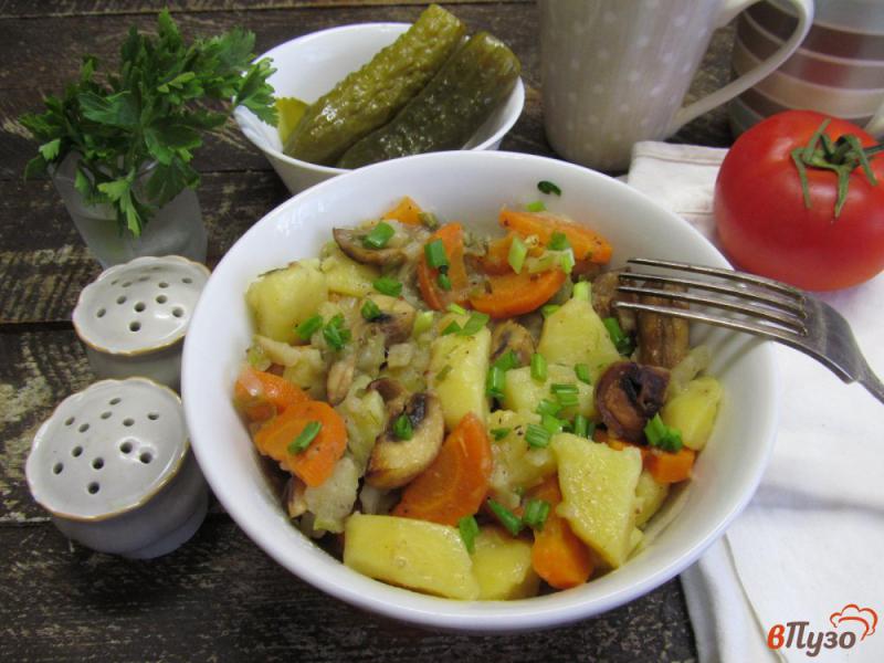Фото приготовление рецепта: Постное овощное рагу с грибами шаг №10