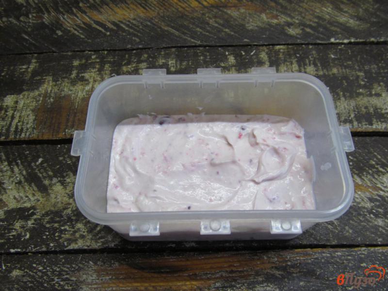 Фото приготовление рецепта: Мороженое из творога и клюквы шаг №10
