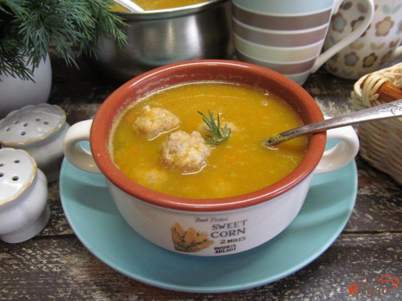 Фото приготовление рецепта: Тыквенный суп с фасолью и фрикадельками шаг №7