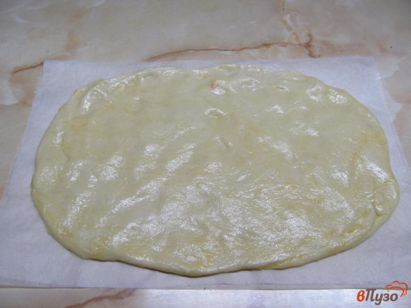 Фото приготовление рецепта: Открытый пирог с грибами шаг №9