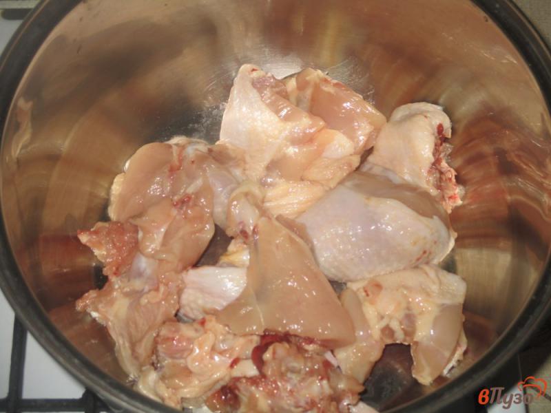 Фото приготовление рецепта: Куриный суп с вешенками и кукурузой шаг №1