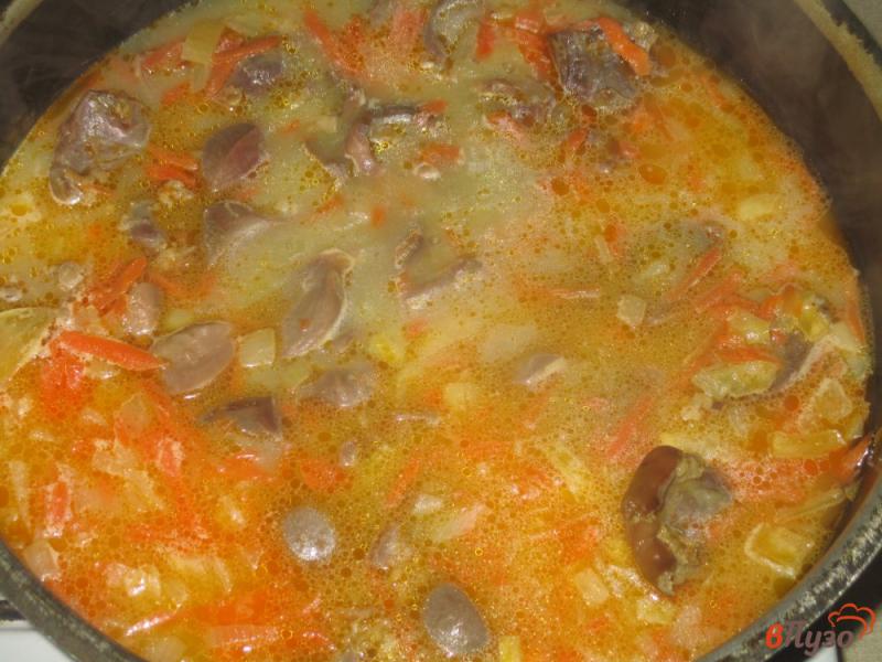 Фото приготовление рецепта: Рагу из утиных желудков и картофеля шаг №3