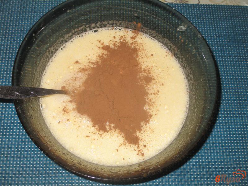 Фото приготовление рецепта: Кексы шоколадные с кокосовой стружкой шаг №3