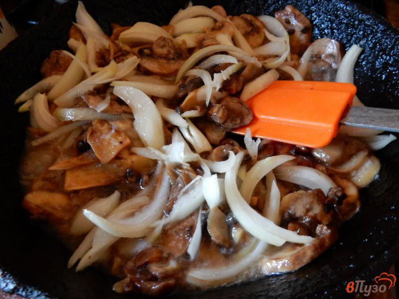 Фото приготовление рецепта: Постный картофельно-грибной суп пюре шаг №7