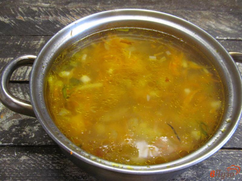 Фото приготовление рецепта: Суп из брокколи с гречневой лапшой шаг №7