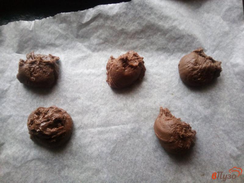 Фото приготовление рецепта: Печенье шоколадное шаг №5