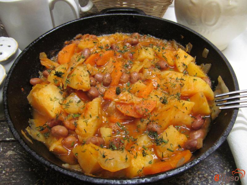 Фото приготовление рецепта: Постное рагу из картофеля с фасолью и капустой шаг №7