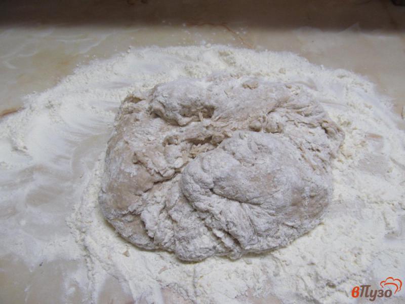 Фото приготовление рецепта: Хлеб на фасолевом отваре шаг №4