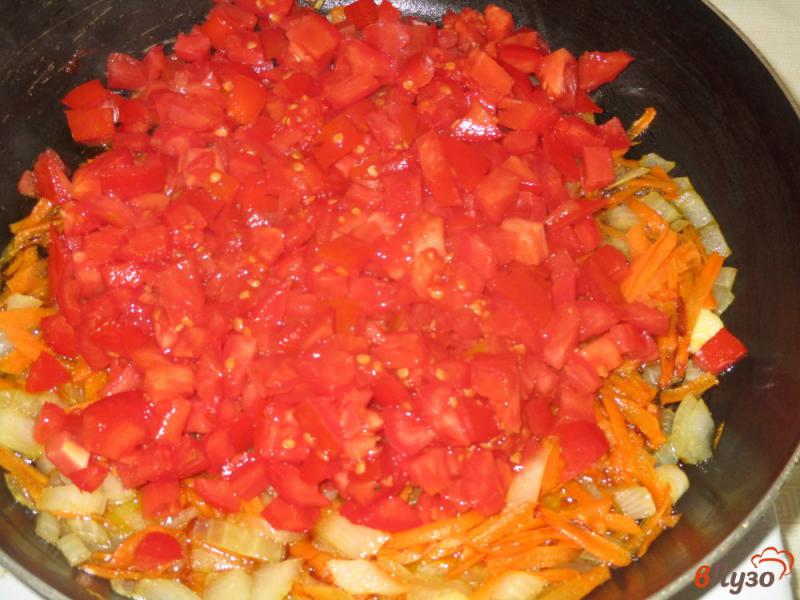 Фото приготовление рецепта: Жареный карп под овощным соусом шаг №6