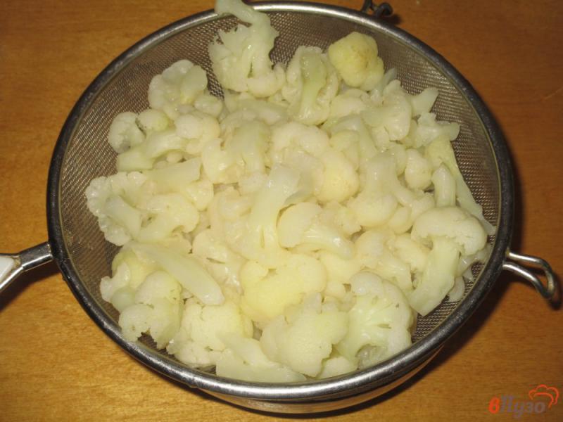 Фото приготовление рецепта: Салат из цветная капусты с морковью по-корейски шаг №3