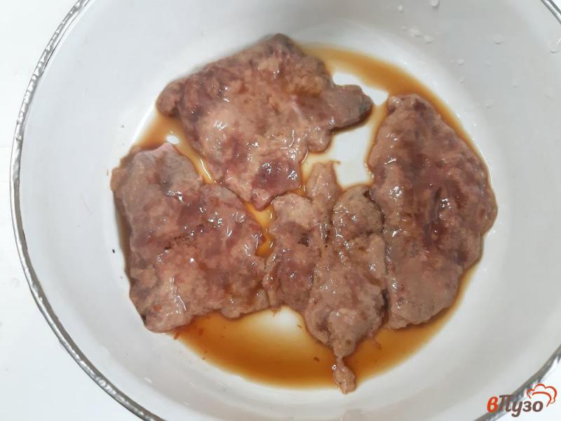 Фото приготовление рецепта: Печень говяжья в маринаде шаг №3