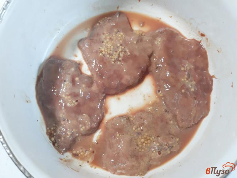 Фото приготовление рецепта: Печень говяжья в маринаде шаг №4