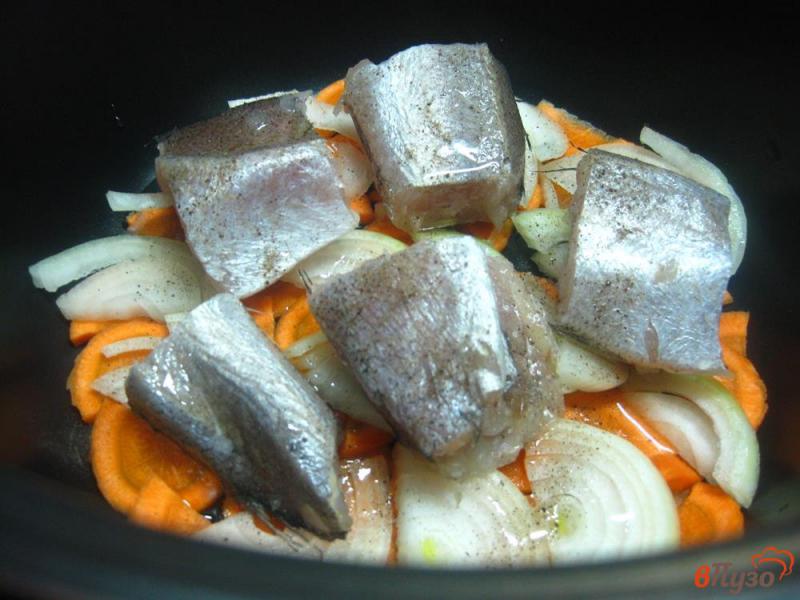 Фото приготовление рецепта: Путассу с морковью и луком в мультиварке шаг №5