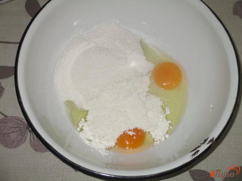 Фото приготовление рецепта: Торт «Молочная девочка» с заварным кремом шаг №7