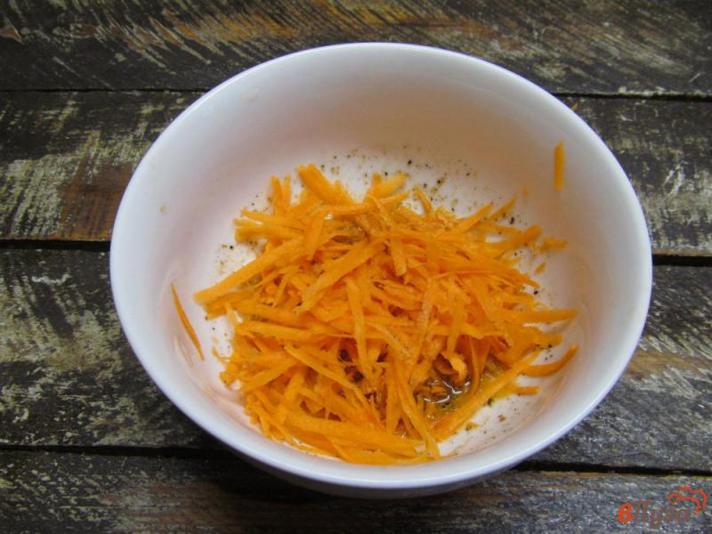 Фото приготовление рецепта: Салат из кус-куса с морковью шаг №4