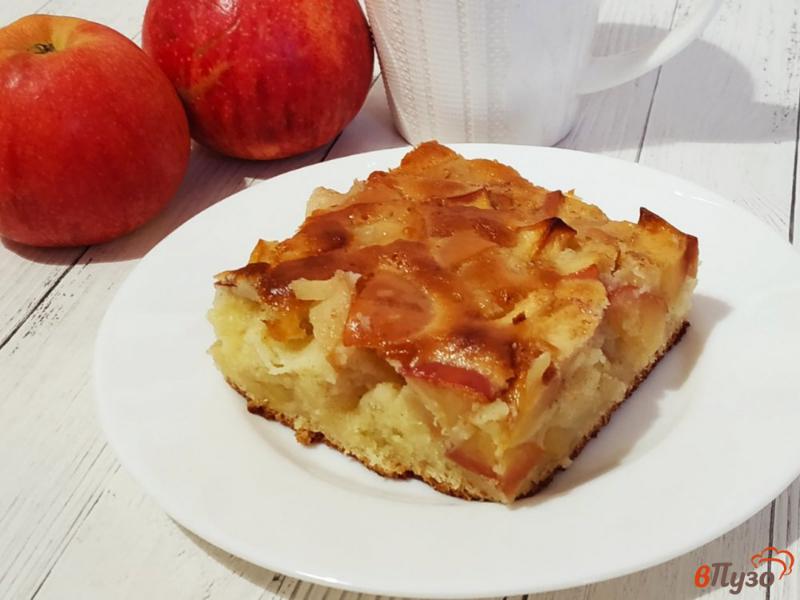 Фото приготовление рецепта: Яблочный пирог на сметане шаг №10