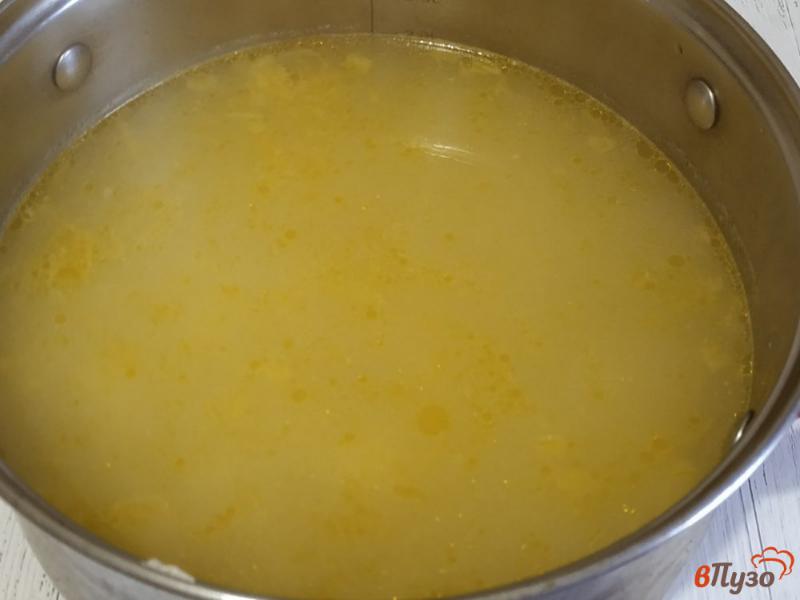 Фото приготовление рецепта: Суп куриный с пшеном шаг №4