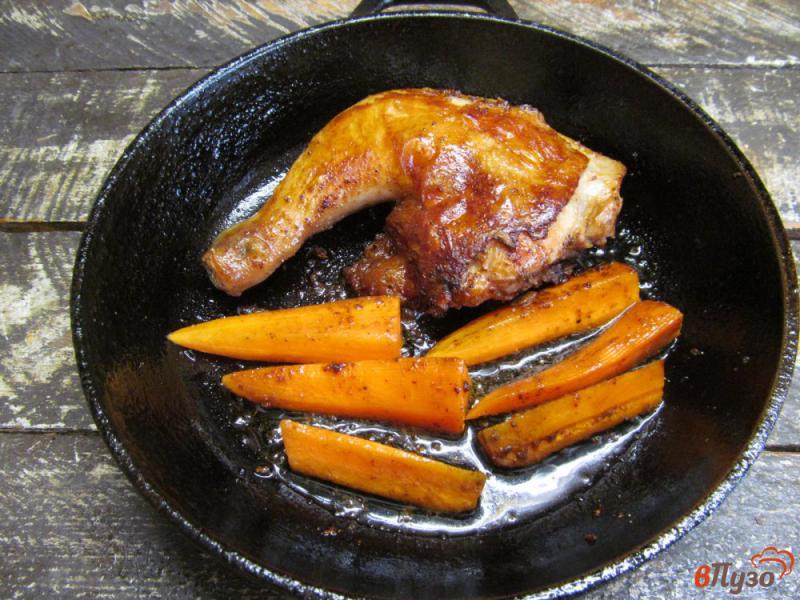 Фото приготовление рецепта: Курица с овощами шаг №5
