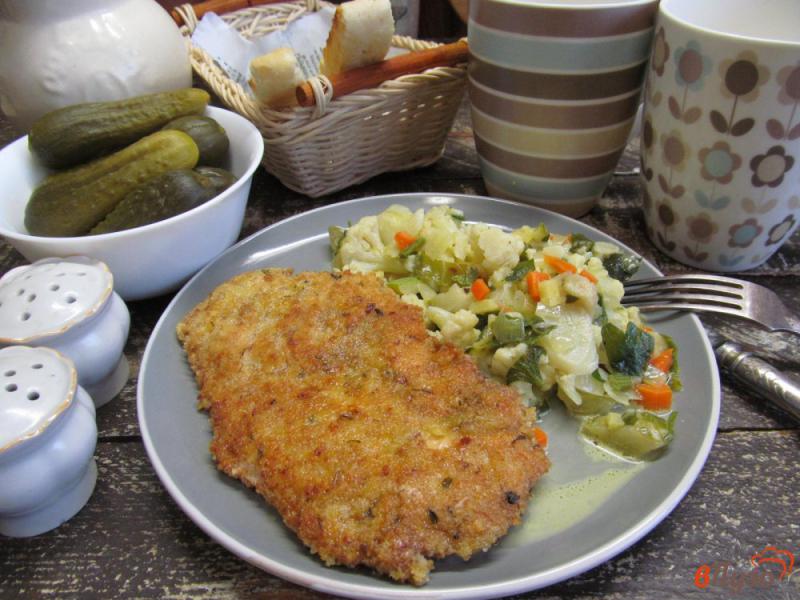 Фото приготовление рецепта: Куриный шницель с карри из цветной капусты шаг №11