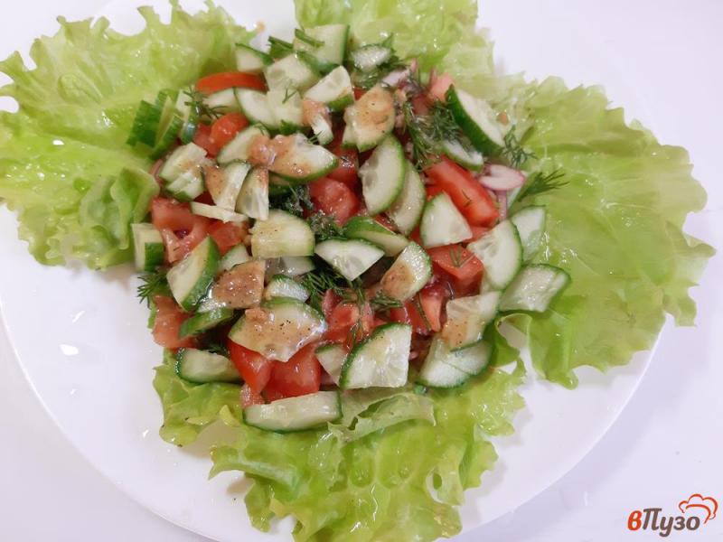 Фото приготовление рецепта: Микс салат с тунцом шаг №7