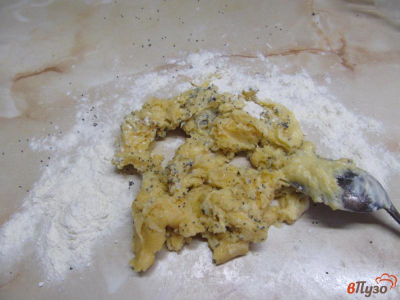 Фото приготовление рецепта: Песочное печенье с маком шаг №3