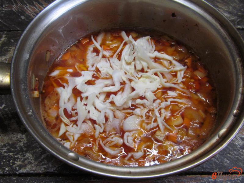 Фото приготовление рецепта: Овощное рагу с фасолью и макаронами шаг №4