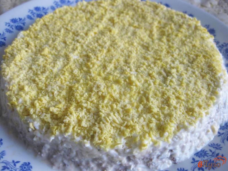 Фото приготовление рецепта: Салат «Мимоза» с консервированным тунцом шаг №9