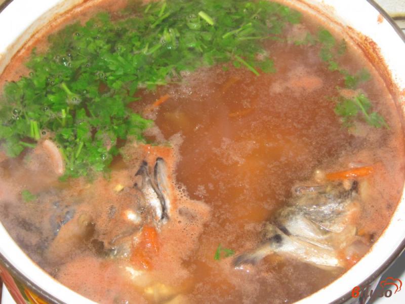 Фото приготовление рецепта: Рыбный суп из скумбрии шаг №5