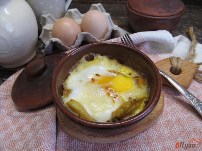 Фото приготовление рецепта: Запеченные яйца с тыквой и фасолью шаг №6