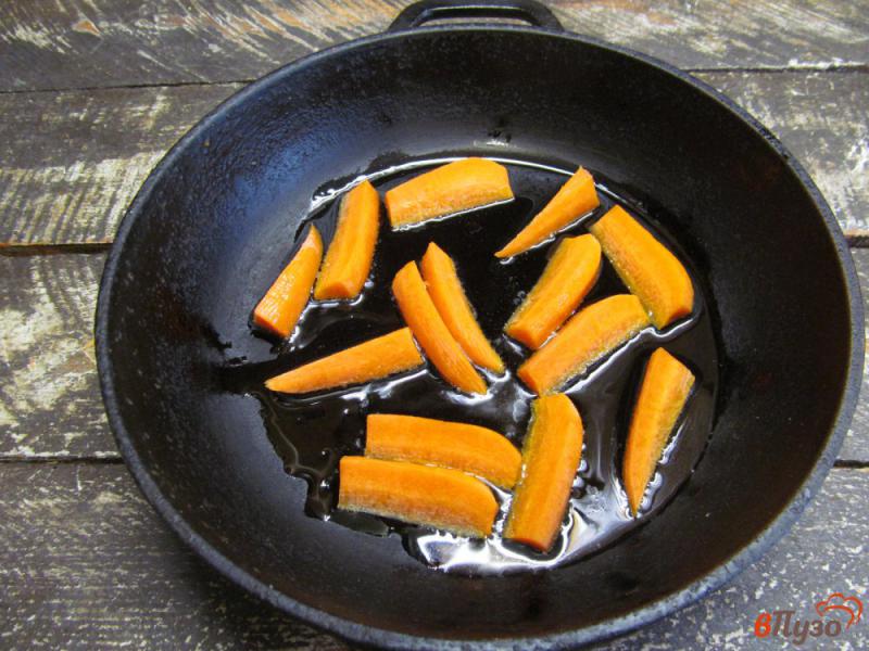Фото приготовление рецепта: Пирог с морковью и сыром шаг №3