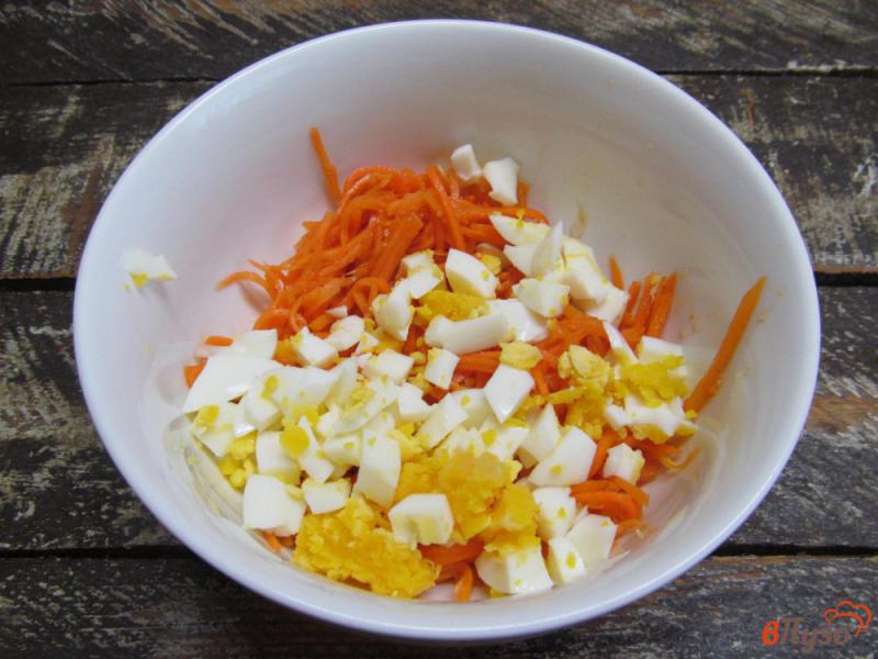 Фото приготовление рецепта: Салат с морковью по-корейски шаг №2