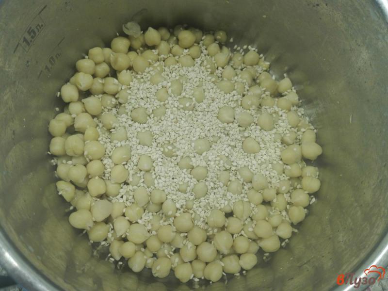 Фото приготовление рецепта: Нутовый хумус с кунжутом шаг №4