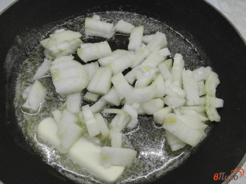Фото приготовление рецепта: Овощной крем-суп с сыром шаг №4