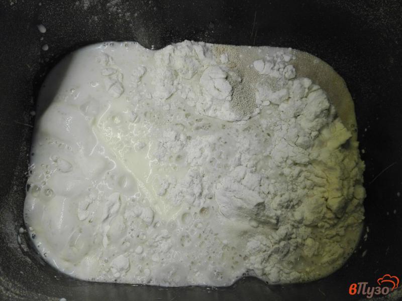Фото приготовление рецепта: Молочный хлеб в хлебопечке шаг №5
