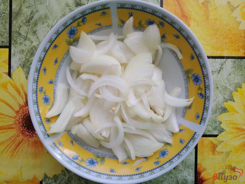 Фото приготовление рецепта: Салат из печени, яиц, картофеля и консервированного кабачка шаг №6