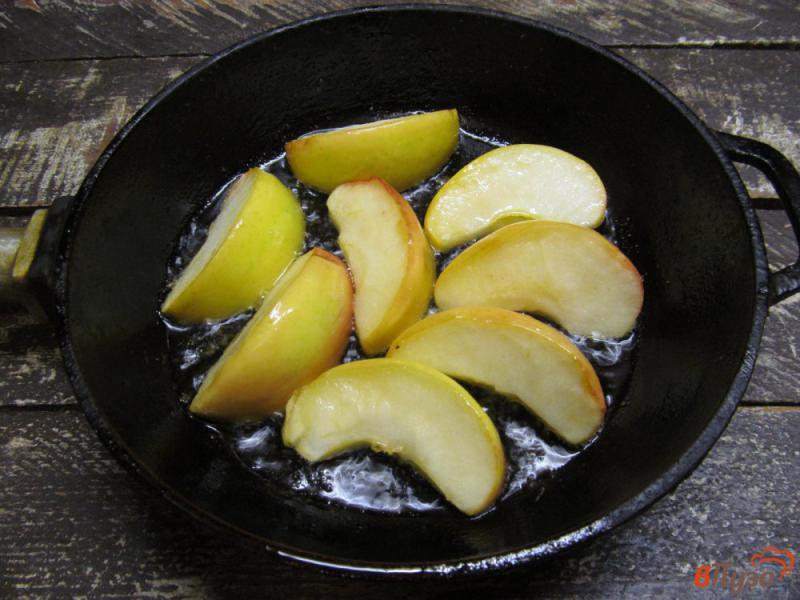 Фото приготовление рецепта: Яблочный десерт шаг №2