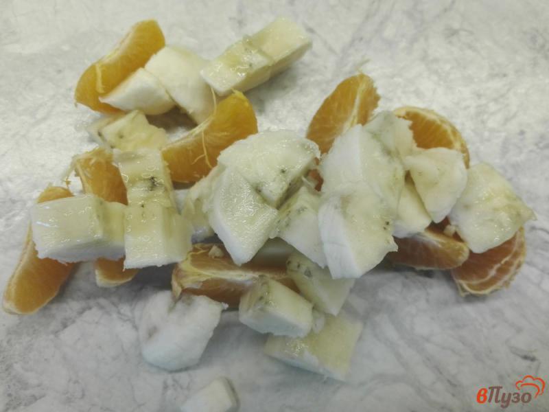 Фото приготовление рецепта: Французские тосты с бананом и мандарином шаг №3