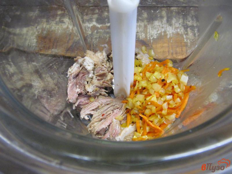 Фото приготовление рецепта: Блины с начинкой из мяса с гречкой шаг №8