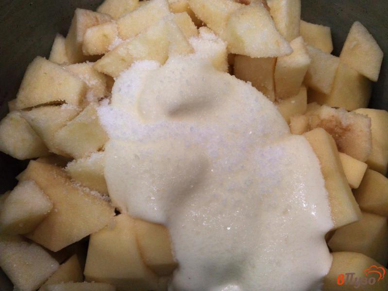 Фото приготовление рецепта: Картофель с яблоком, запеченный в рукаве шаг №4
