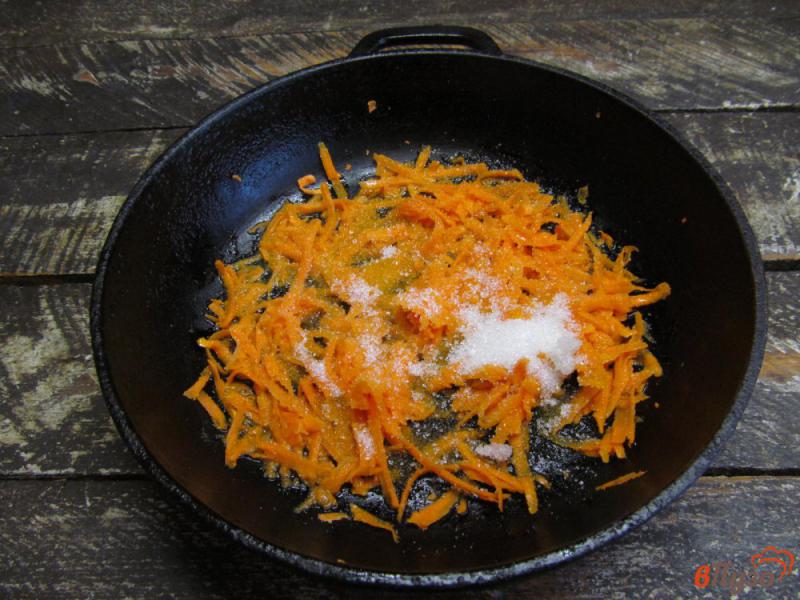 Фото приготовление рецепта: Бабка творожно-морковная шаг №2