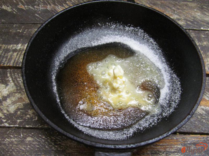 Фото приготовление рецепта: Рис с карамелизированными яблоками шаг №5